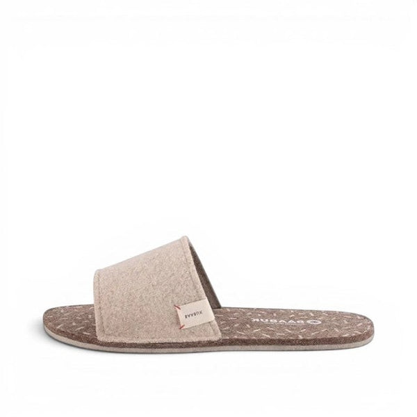 Baabuk Baabulette wool slide sandals in middle grey with natural crepe rubber soles, side view