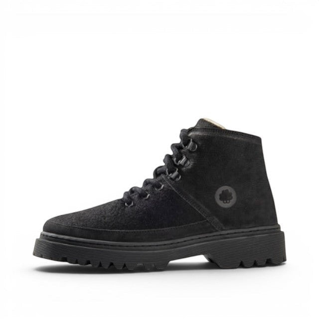 Baabuk Ice Wooler black wool boots with nubuck leather details, side view showing durable rubber lug sole.