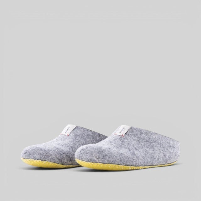 Baabuk Pomobuk slippers in grey wool with yellow upcycled ski-skin soles, handmade in Nepal.